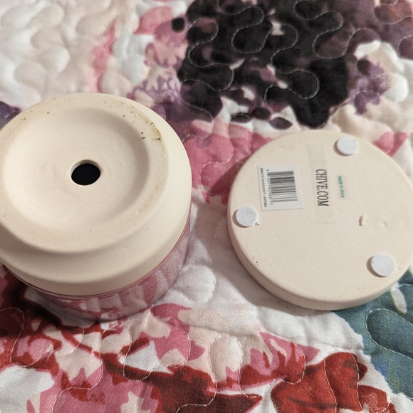 NEW Small ceramic planter pot - Picture 4 of 4